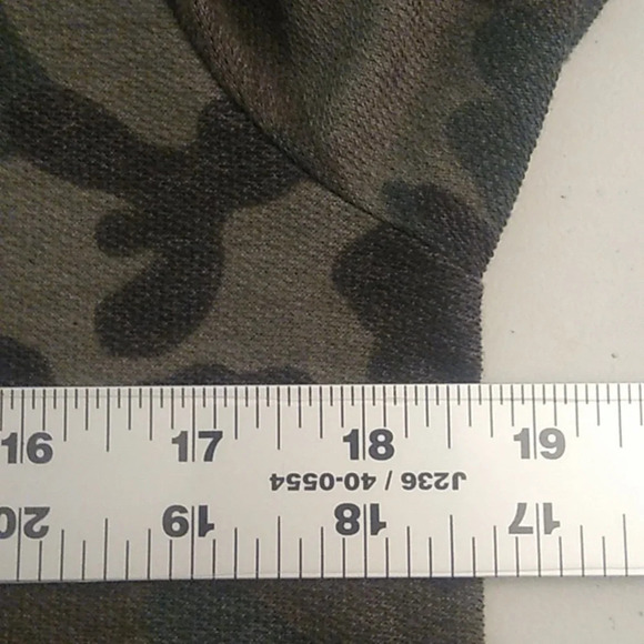 BOMBOM CAMO KANGAROO POCKET PULL OVER, LIGHTWEIGHT, TUNIC LENGTH, HOODIE - Picture 4 of 8